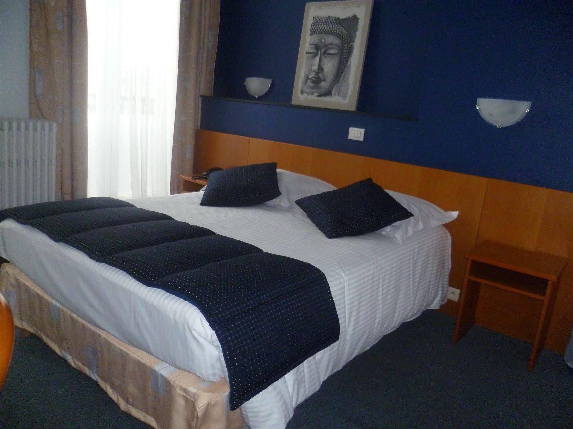Hotel Le Terminus Mons Zewnętrze zdjęcie