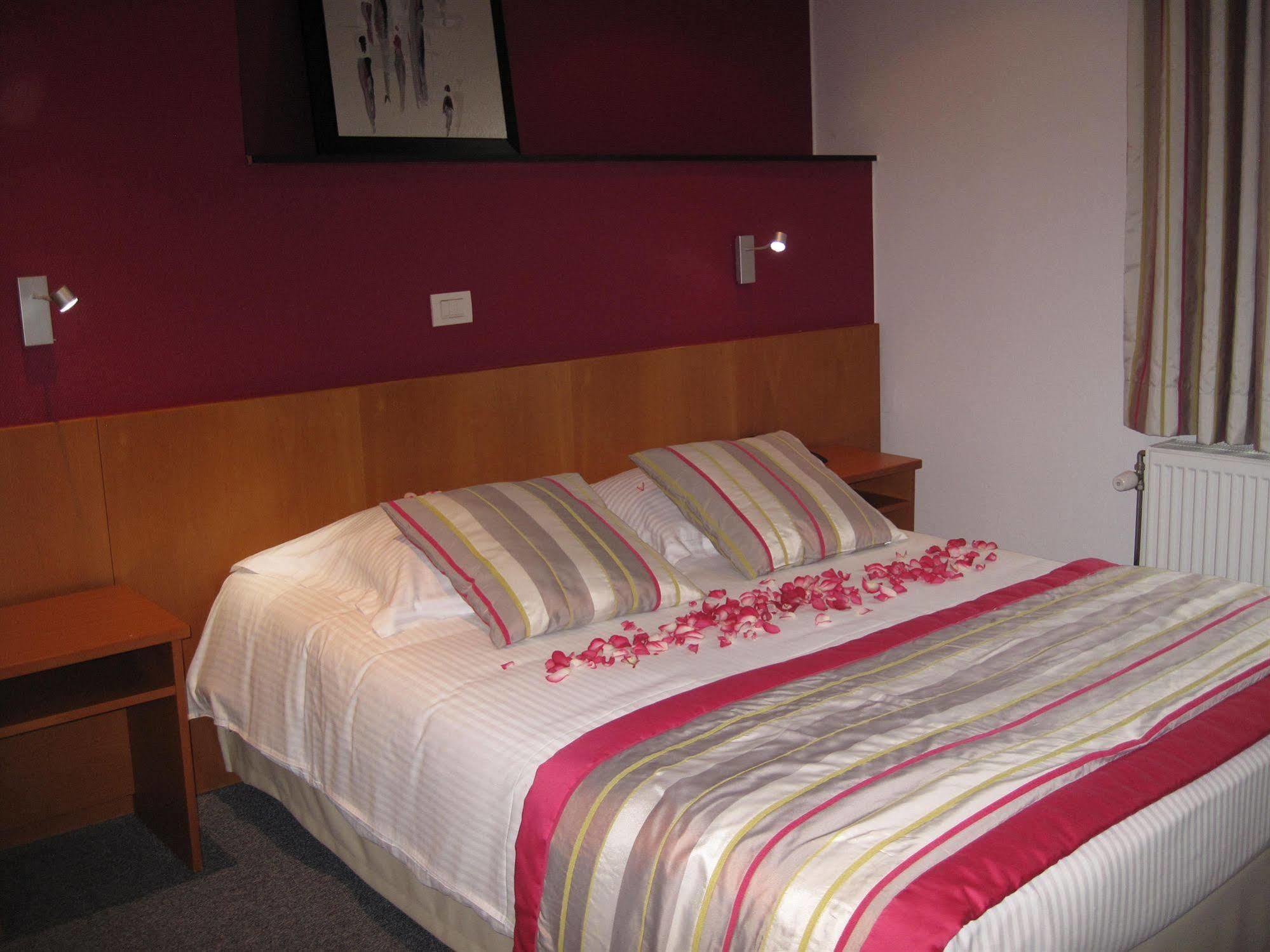 Hotel Le Terminus Mons Zewnętrze zdjęcie