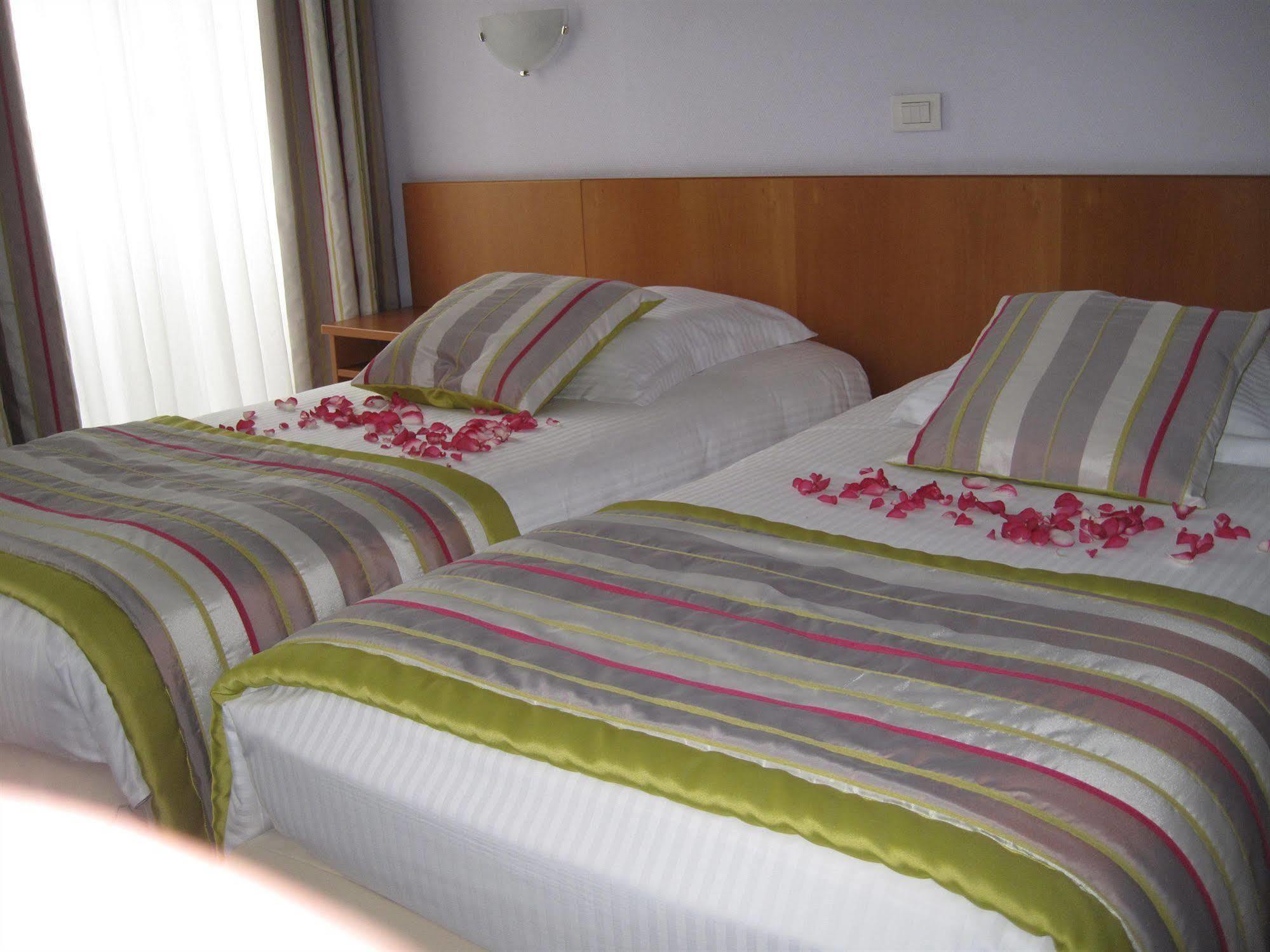Hotel Le Terminus Mons Zewnętrze zdjęcie