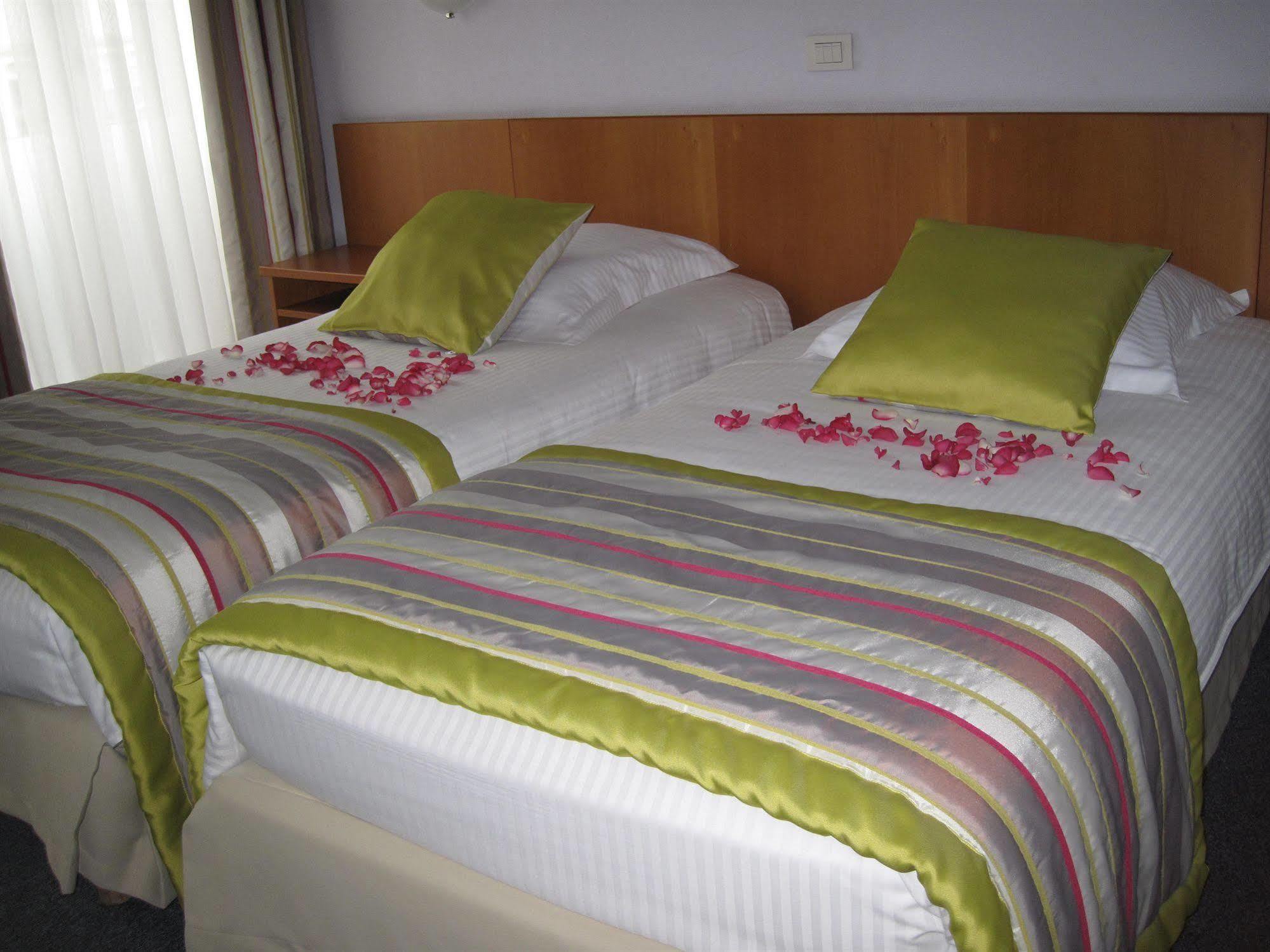 Hotel Le Terminus Mons Zewnętrze zdjęcie