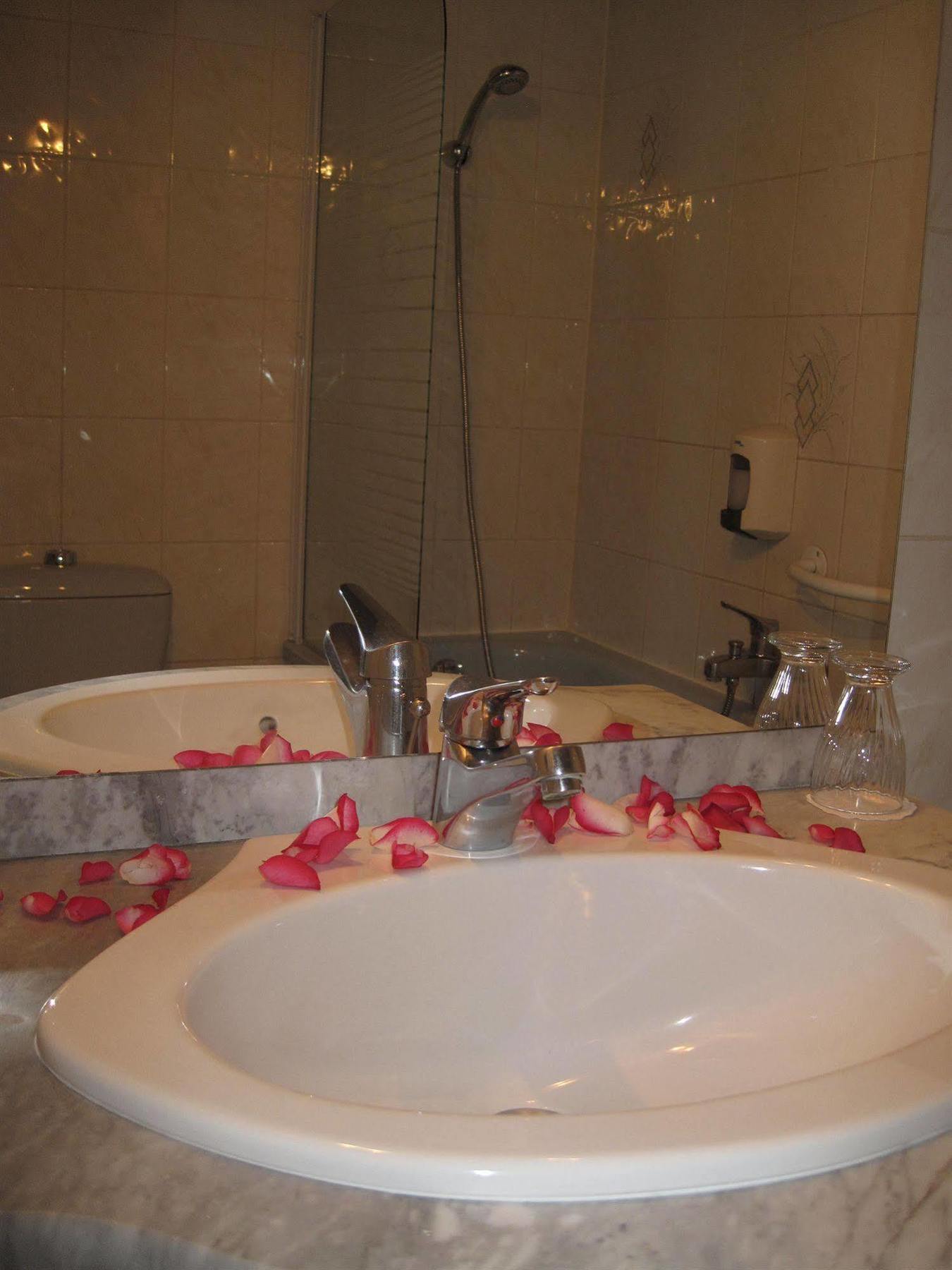 Hotel Le Terminus Mons Zewnętrze zdjęcie